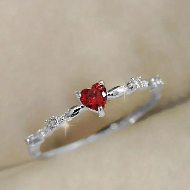 Coralyn Amoura Ring | White Gold