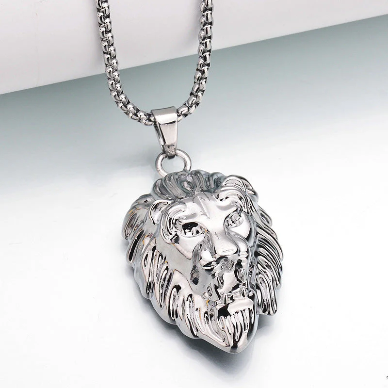 Dominion Lion Pendant Necklace | White Gold