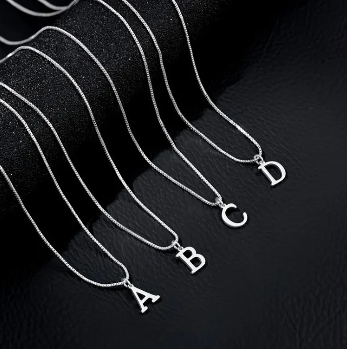 Love letter initial necklace | White Gold - Image 2