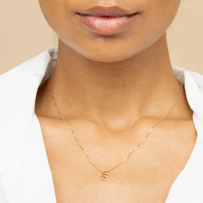 Love letter initial necklace | White Gold - Image 9
